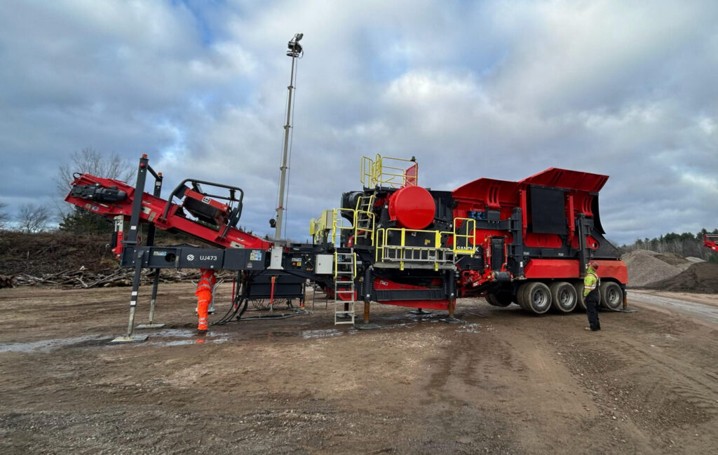 2024 Sandvik UJ473 Wheeled Jaw Unit - Crushing Tigers