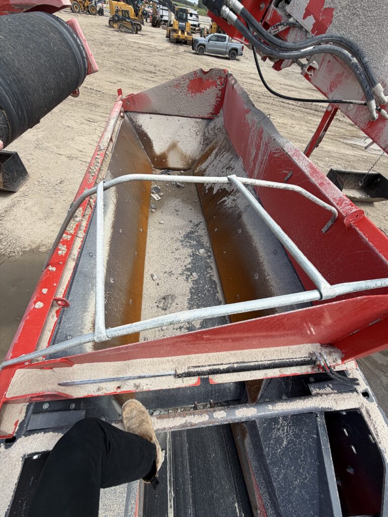 Pre-owned_screening & scalping_sandvik_qa442_2025-43