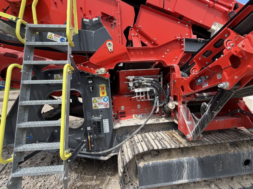 Pre-owned_screening & scalping_sandvik_qa442_2025-5