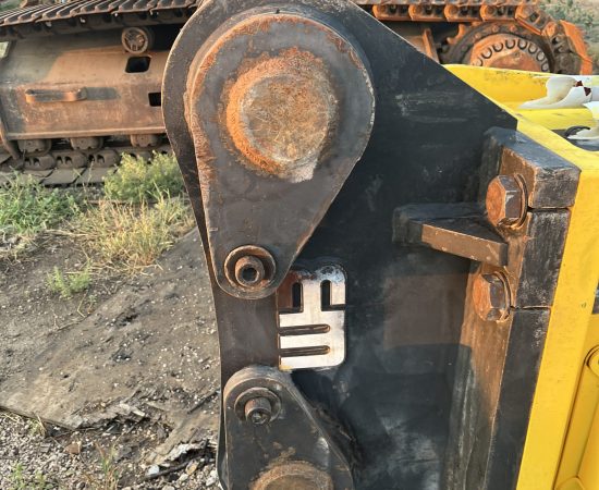 Pre-owned_breaking_Epiroc_hb5800_2022-6