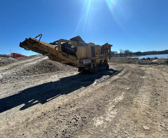 Pre-owned_crushing_extec_c10-7
