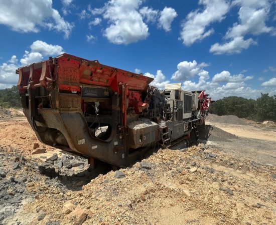 Pre-owned_crushing_sandvik_QI341_2015-12