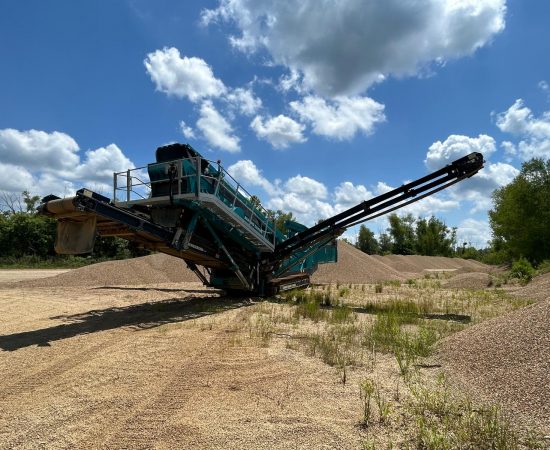 Pre-owned_screening_Powerscreen_chieftain 1700X_2022 (2)