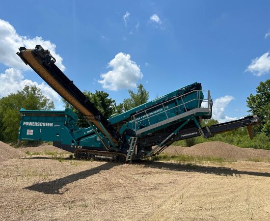 Pre-owned_screening_Powerscreen_chieftain 1700X_2022