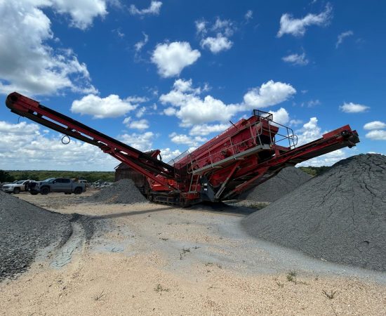 Pre-owned_screening_Terex_683_2015-3