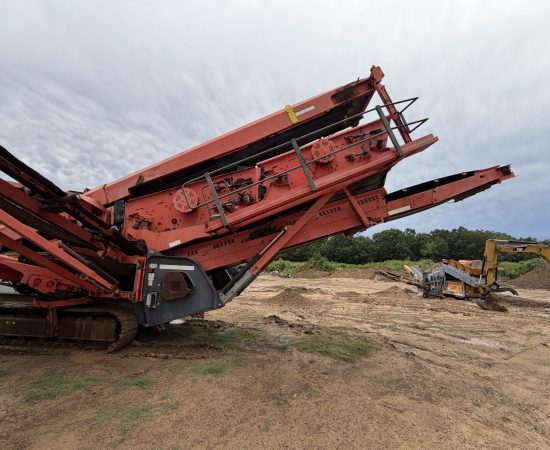 Preowned_screening_sandvik_qa451_doublescreen_2013 (9)