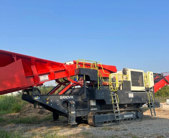 Updated pics_Pre-owned_crushing_sandvik_qh441_2024-20
