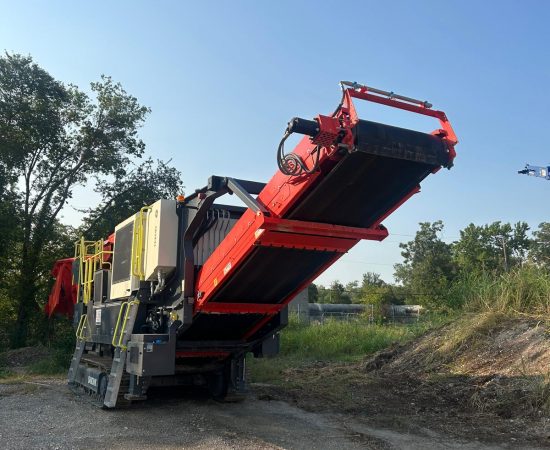 Updated pics_Pre-owned_crushing_sandvik_qh441_2024-8