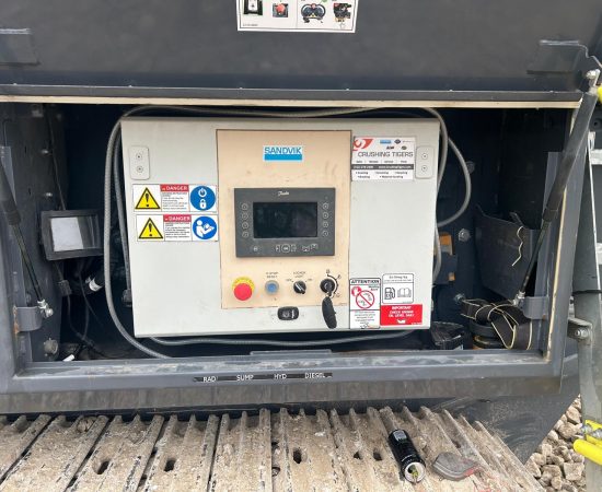 crushers_preowned_Sandvik-QS332-2019 (6)