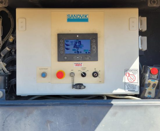 pre-owned_Crushing_Sandvik_2013_QH440 (25)